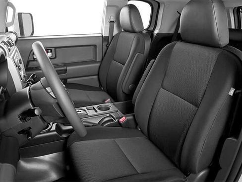 Used 2014 Toyota FJ Cruiser 4WD w/ Convenience Package image 6