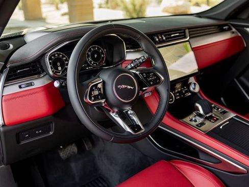New 2026 Jaguar F-PACE R-Dynamic S AWD/4WD image 16