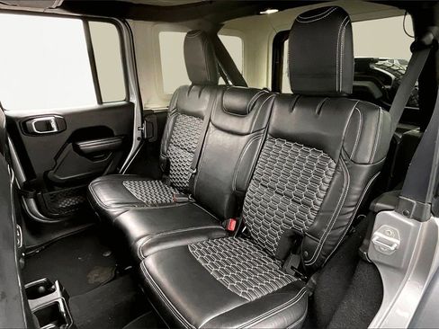 Used 2019 Jeep Wrangler Unlimited Sport S image 22