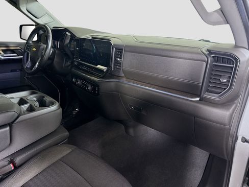 Used 2022 Chevrolet Silverado 1500 LT image 30