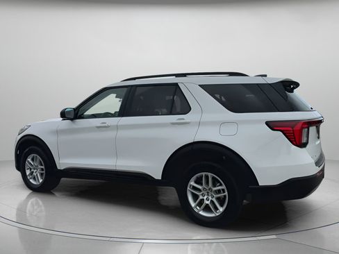 New 2026 Ford Explorer Active w/ Active Comfort Package image 19