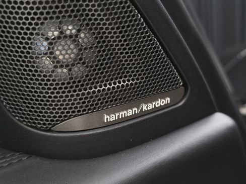Used 2015 BMW M3 RWD image 17