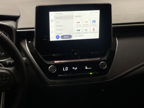 Certified 2025 Toyota Corolla SE image 31