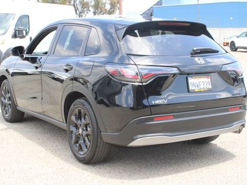 Used 2025 Honda HR-V Sport image 3