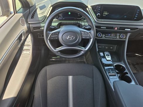 Certified 2023 Hyundai Sonata SEL w/ Convenience Package FWD image 13