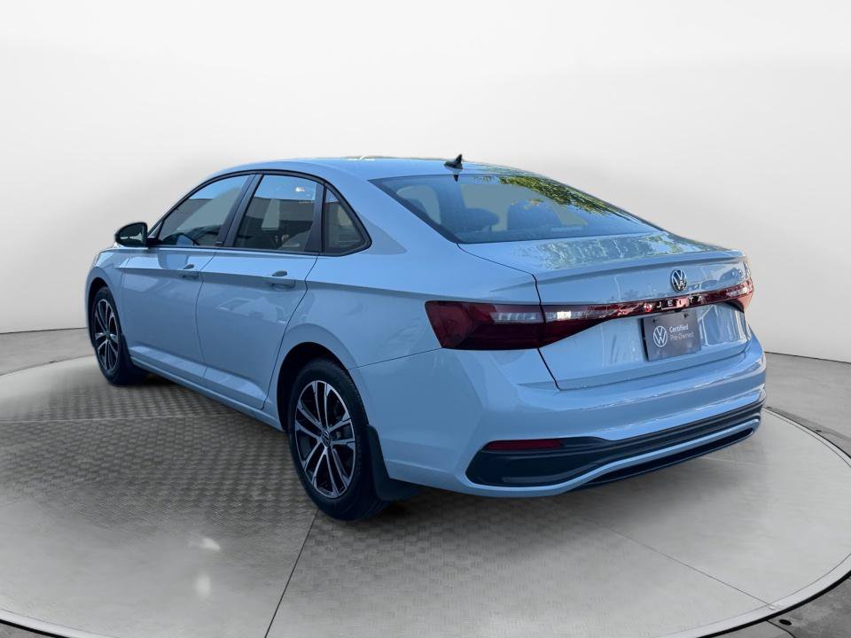 Certified 2026 Volkswagen Jetta Sport FWD image 5