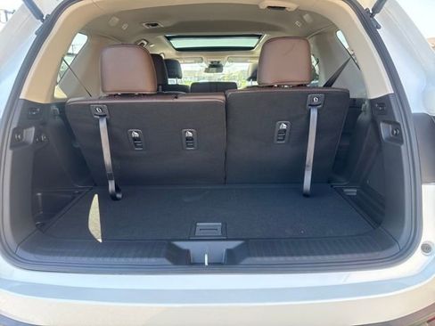 New 2026 Honda Pilot Touring image 18