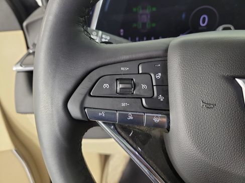 Certified 2024 Cadillac Escalade Premium Luxury AWD/4WD image 23