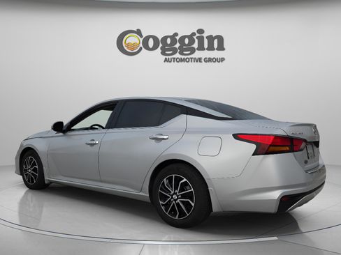 Used 2020 Nissan Altima 2.5 S image 4