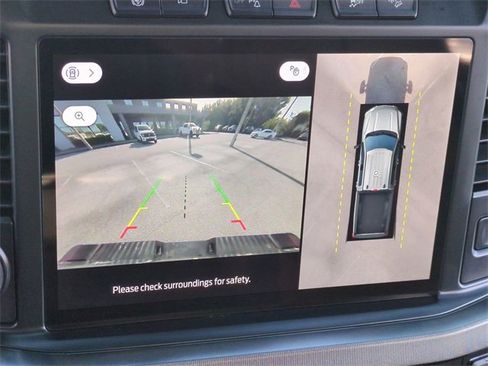 Used 2024 Ford F350 Platinum w/ FX4 Off-Road Package image 21