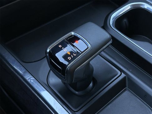 Used 2024 Chevrolet Silverado 1500 LTZ w/ LTZ Convenience Package II image 17