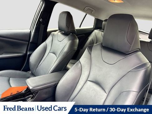 Used 2017 Toyota Prius Prime Advanced FWD image 24