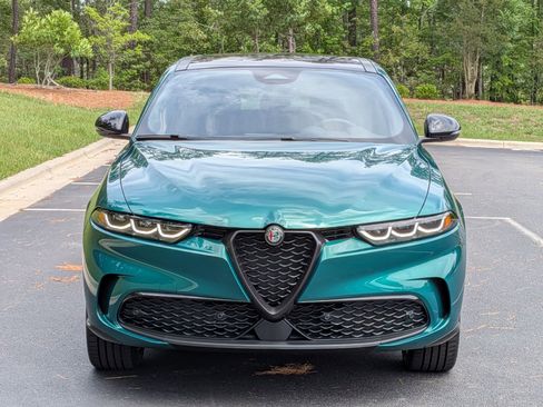 Used 2024 Alfa Romeo Tonale Veloce AWD/4WD image 34