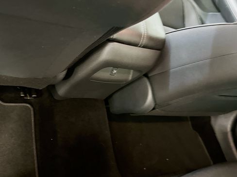 Used 2025 Nissan Sentra SV w/ All-Weather Package FWD image 27