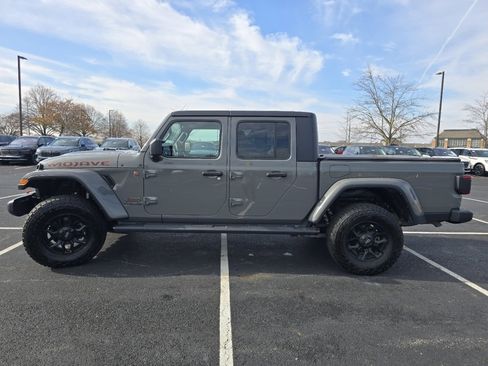 Used 2021 Jeep Gladiator Mojave w/ Dual Top Group image 18