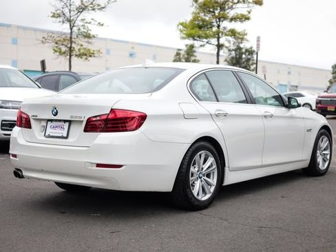 Used 2016 BMW 528i xDrive Sedan AWD/4WD image 9