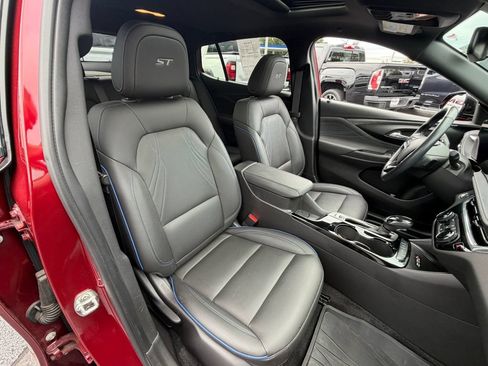 Certified 2024 Buick Envista Sport Touring w/ Convenience I Package FWD image 18