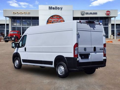 Used 2023 RAM ProMaster 2500 FWD image 3