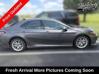 Used 2020 Toyota Camry XLE FWD video 1