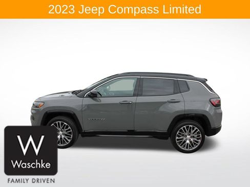 Used 2023 Jeep Compass Limited w/ Elite Group AWD/4WD image 4