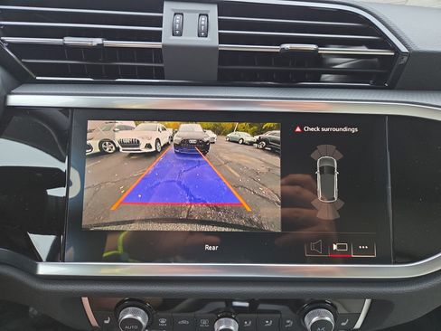 New 2025 Audi Q3 2.0T Premium image 21