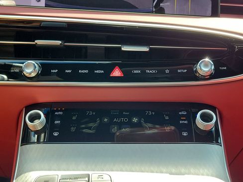 New 2026 Genesis GV70 2.5T Sport Prestige AWD/4WD image 17