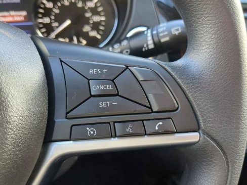 Certified 2020 Nissan Rogue Sport SV image 24