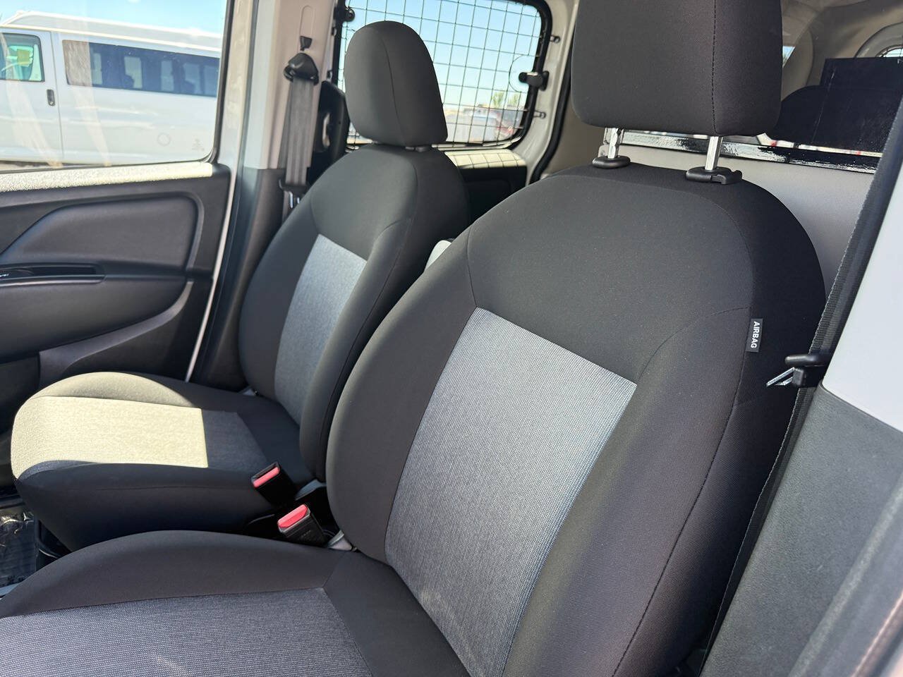Used 2021 RAM ProMaster City Tradesman SLT w/ Window Group 07 FWD image 17