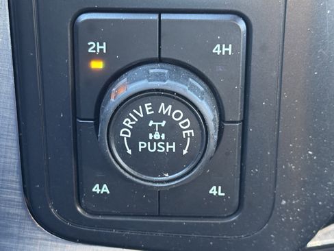 Certified 2022 Ford F150 King Ranch w/ Equipment Group 601A High image 23