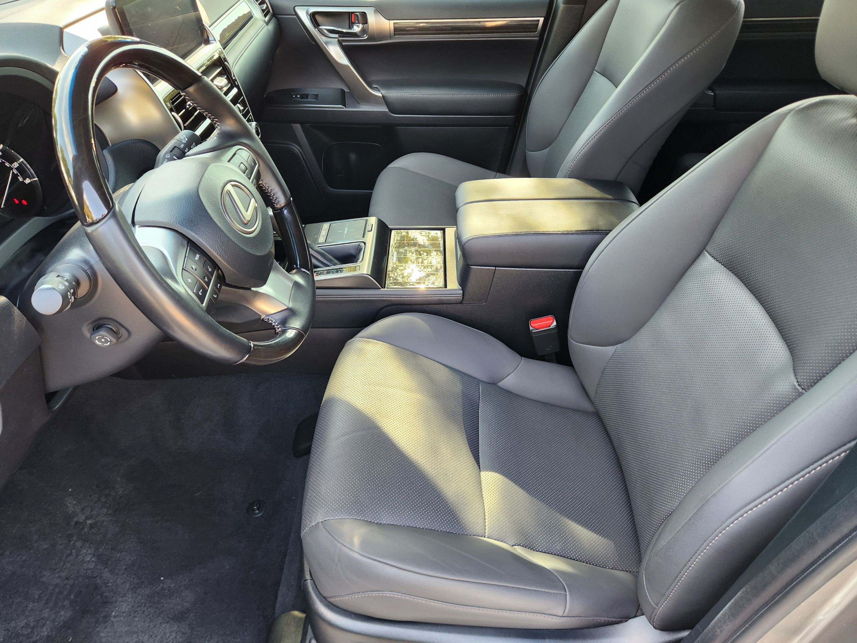 Certified 2023 Lexus GX 460 Premium AWD/4WD image 5
