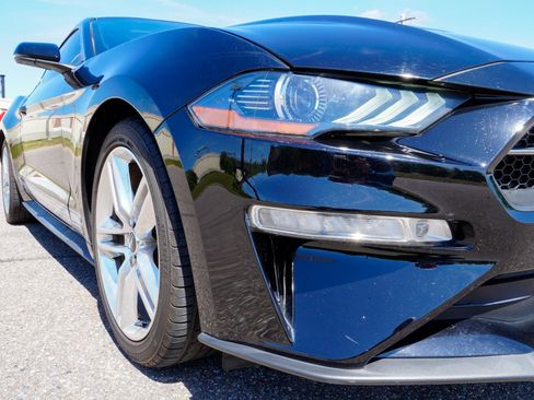 Used 2019 Ford Mustang Premium w/ Equipment Group 201A RWD image 23