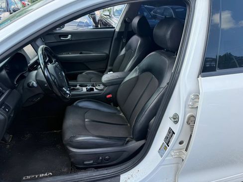 Used 2018 Kia Optima S w/ Panoramic Sunroof Package FWD image 7