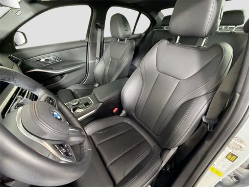 Certified 2023 BMW 330i Sedan w/ M Sport Package RWD image 18