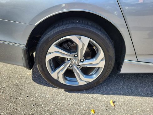 Used 2019 Honda Accord EX-L image 5