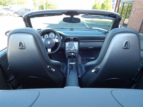Used 2006 Porsche 911 Carrera S image 13