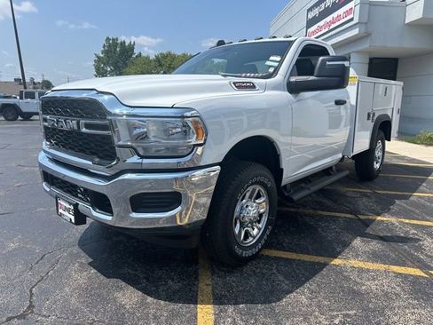 New 2024 RAM 2500 Tradesman w/ Chrome Appearance Group image 14