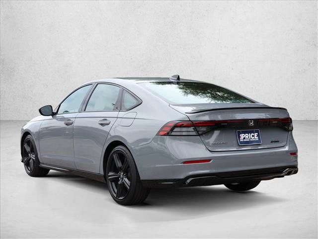 Used 2024 Honda Accord Sport image 7
