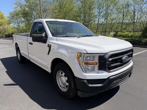 Used 2021 Ford F150 XL w/ Equipment Group 101A High RWD image 3