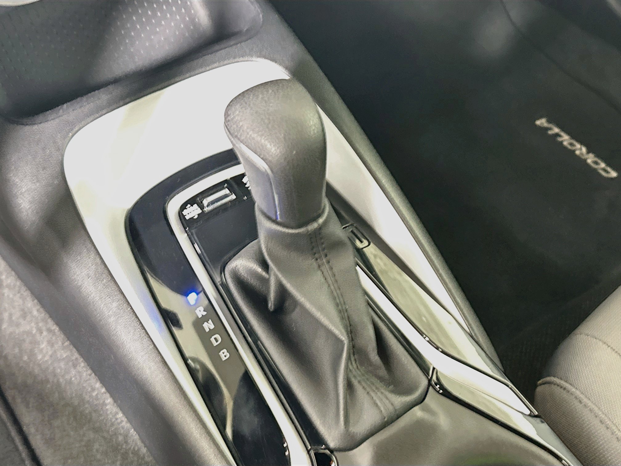 Used 2024 Toyota Corolla SE FWD image 21