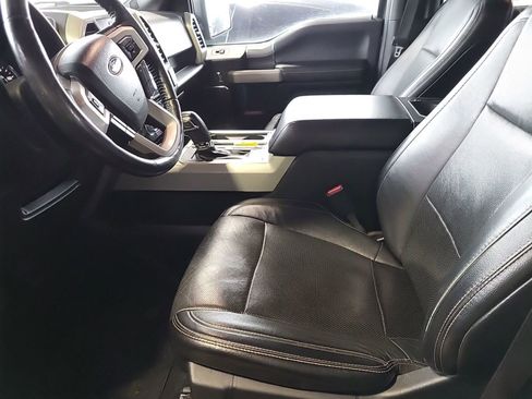 Used 2017 Ford F150 Lariat w/ Equipment Group 502A Luxury image 8