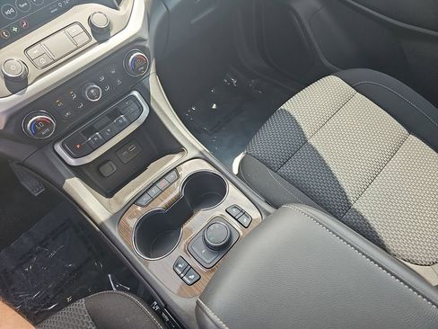 Used 2022 GMC Acadia SLE w/ Driver Convenience Package AWD/4WD image 28