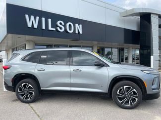 Used 2025 Buick Enclave Sport Touring w/ Power Package FWD video 2