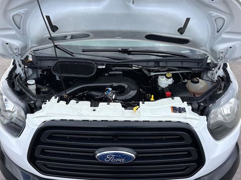 Used 2019 Ford Transit 350 XL image 29