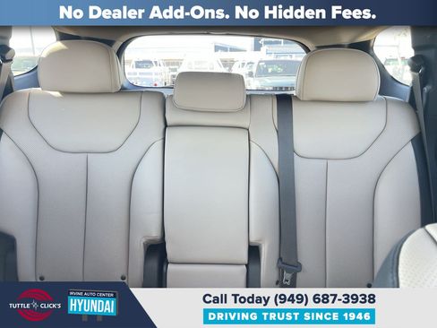 Certified 2023 Hyundai Santa Fe SEL w/ Premium Package FWD image 7