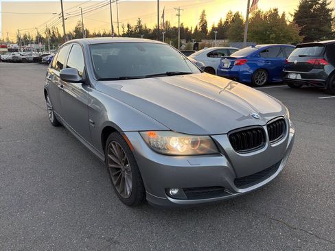 Used 2010 BMW 328i xDrive Sedan image 7