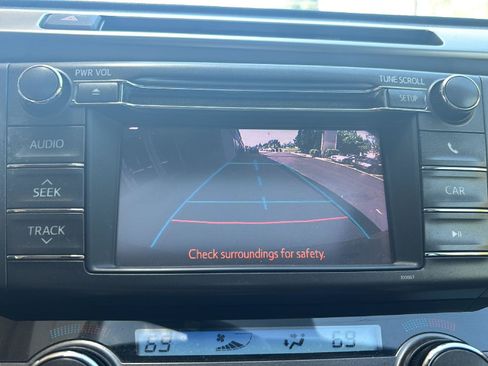 Used 2013 Toyota RAV4 XLE AWD/4WD image 12