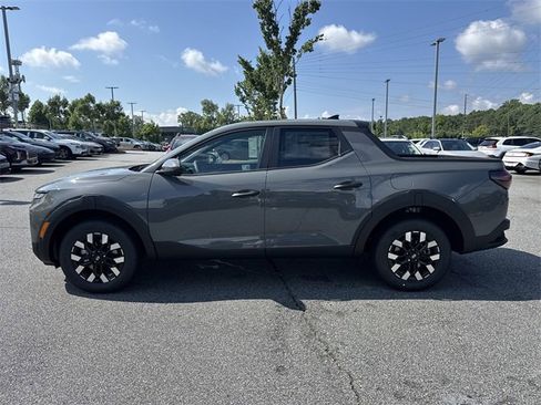 New 2025 Hyundai Santa Cruz SE image 4