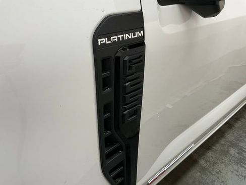 New 2026 Ford F250 Platinum AWD/4WD image 9