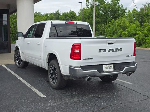Used 2025 RAM 1500 Laramie AWD/4WD image 9