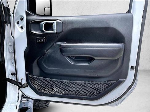 Used 2019 Jeep Wrangler Unlimited Sport S AWD/4WD image 19